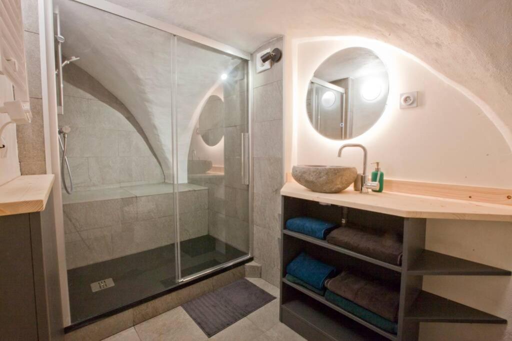 * Calme Et Cozy *wifi*vue Imprenable* Apartamento Puy-Saint-Andre
